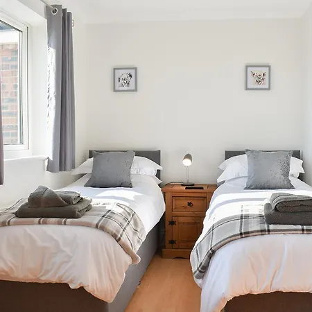 Holiday home Chapel House *