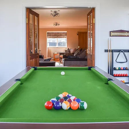 Holiday home Chapel House *