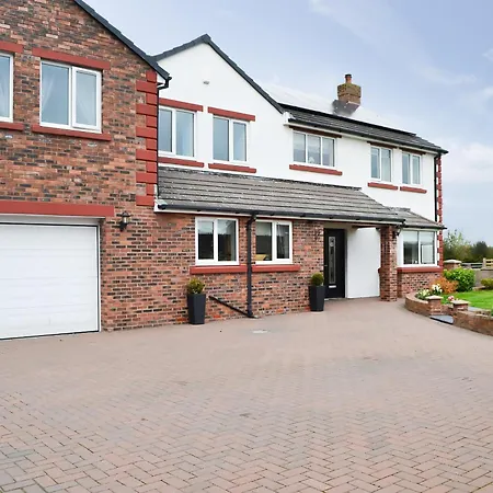 Chapel House Holiday home *